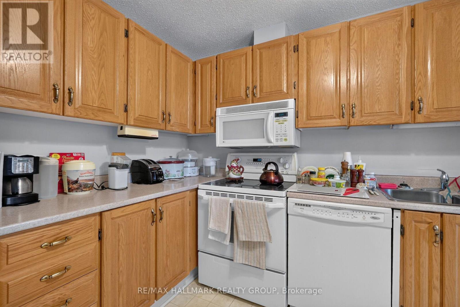 114 - 1485 Baseline Road Property Photo 23