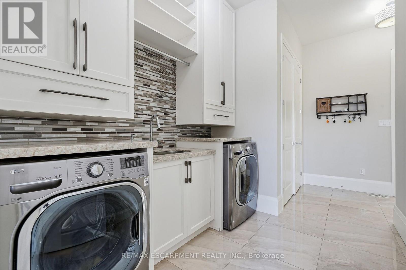 47 Tews Lane Property Photo 29