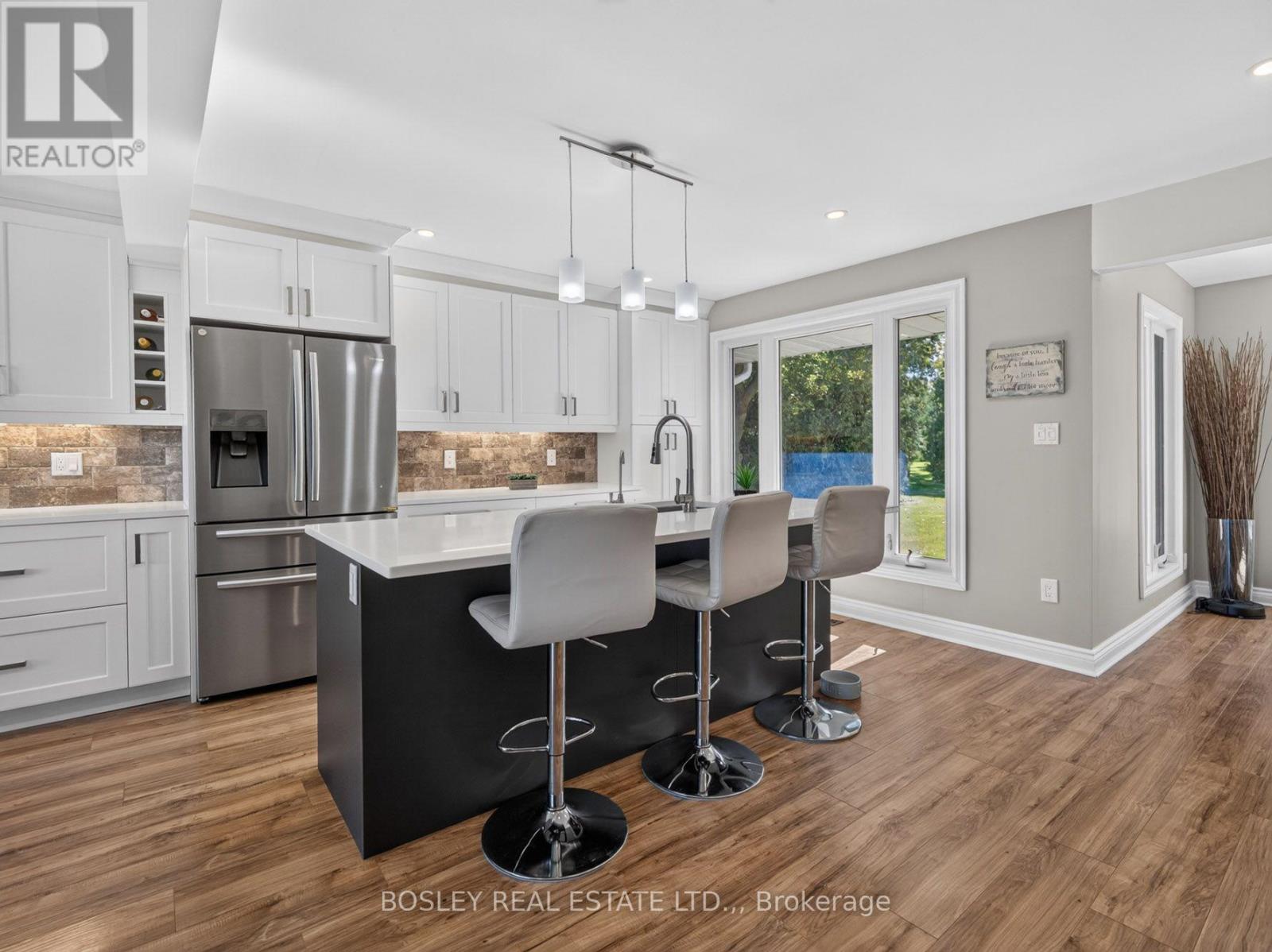1676 Second Avenue Property Photo 9