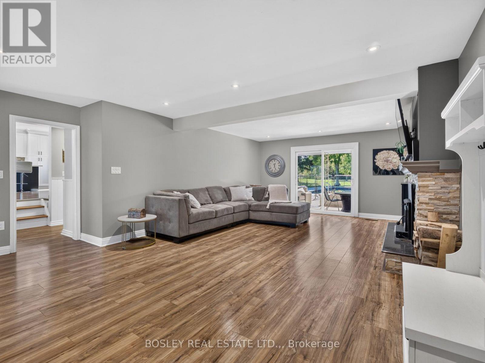 1676 Second Avenue Property Photo 15
