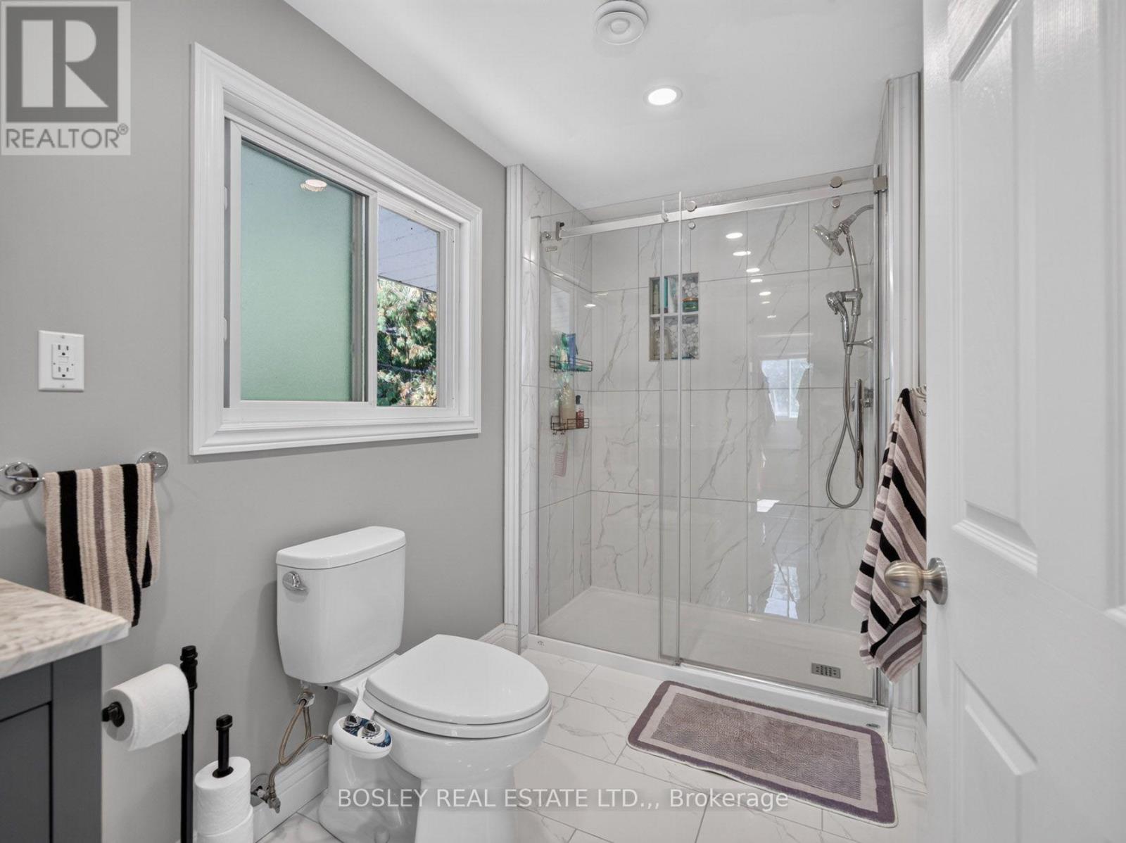 1676 Second Avenue Property Photo 23
