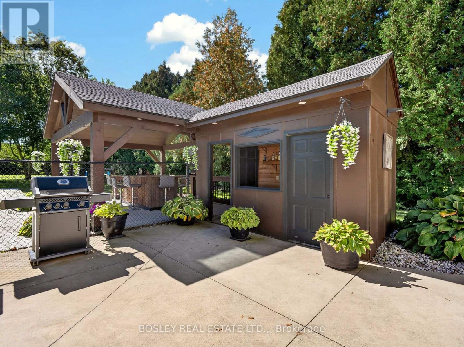 1676 Second Avenue Property Photo 33