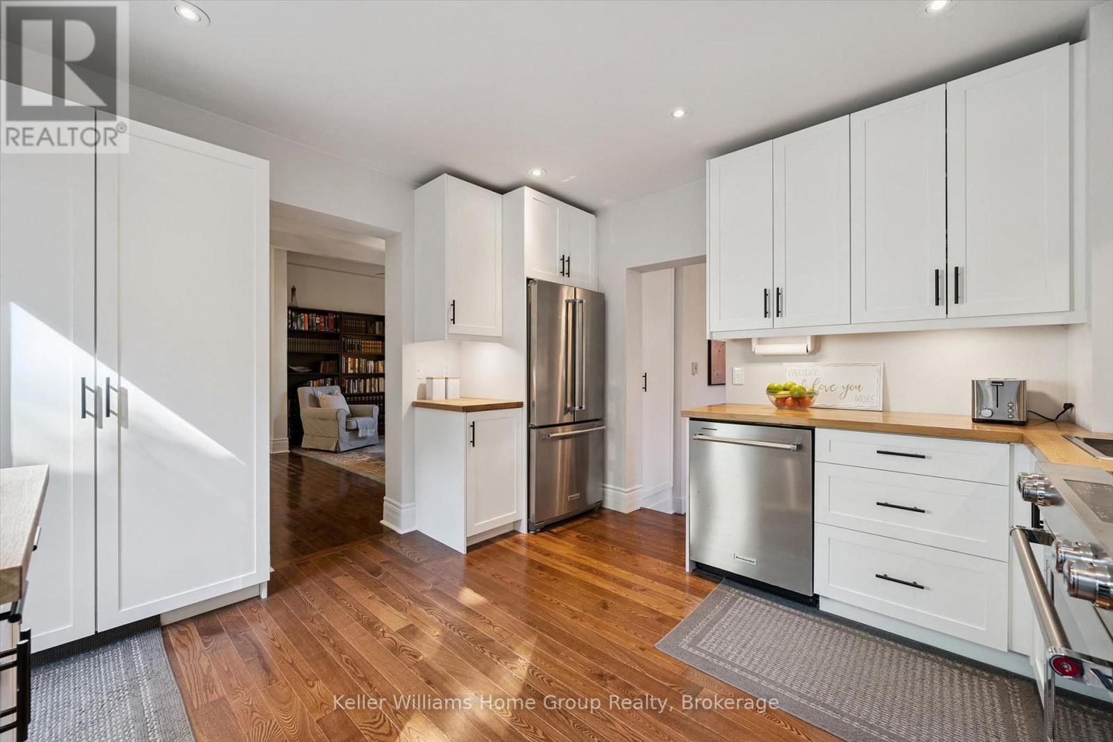 18 Aberdeen Street Property Photo 16