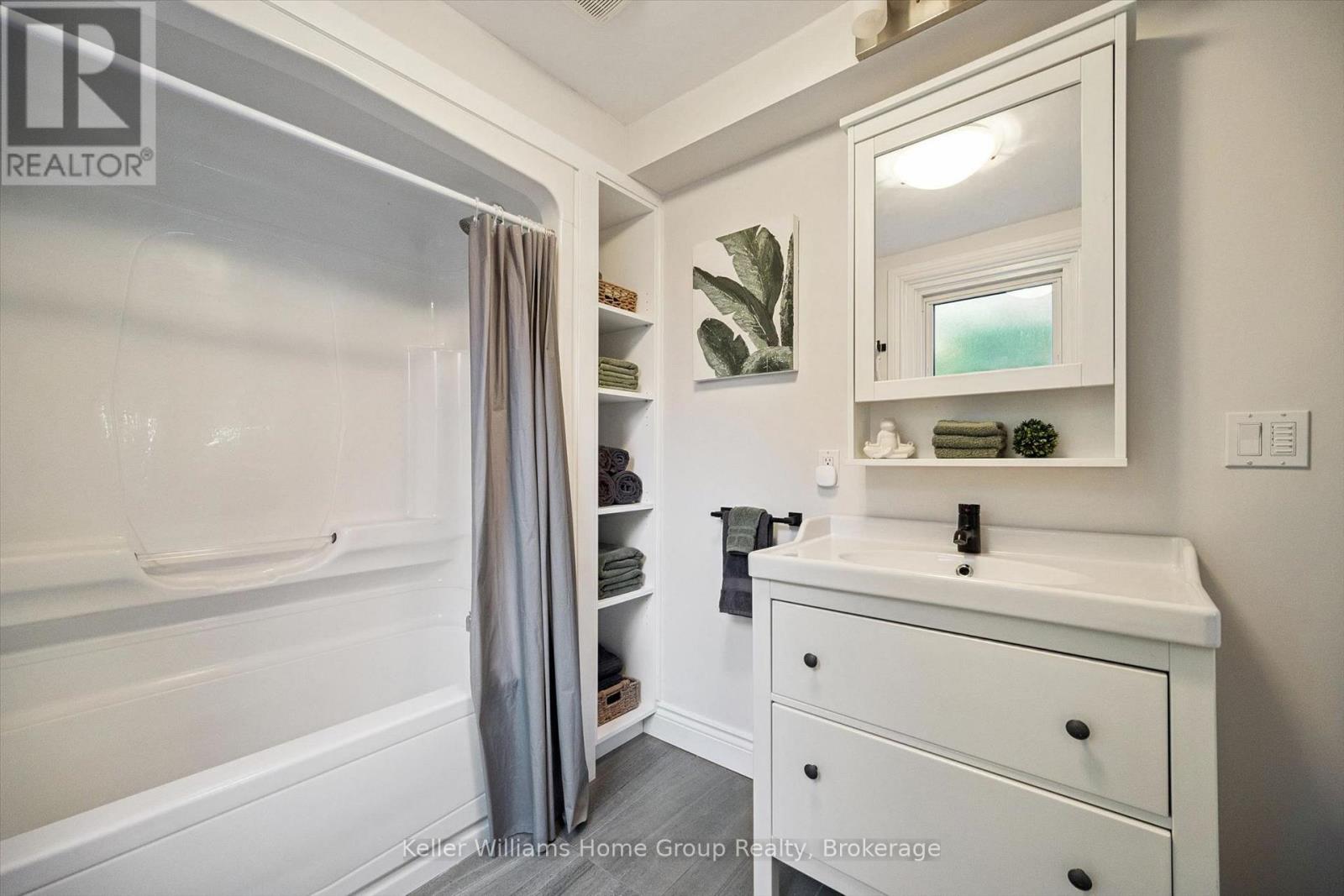 18 Aberdeen Street Property Photo 29