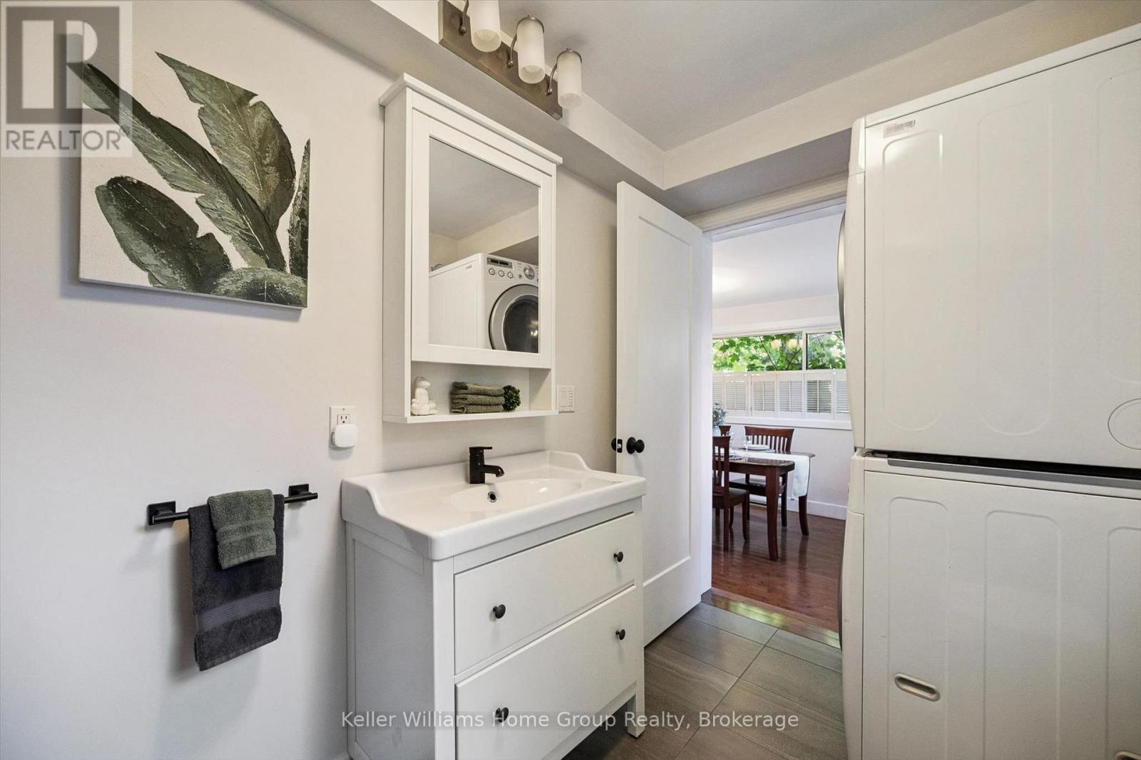 18 Aberdeen Street Property Photo 30