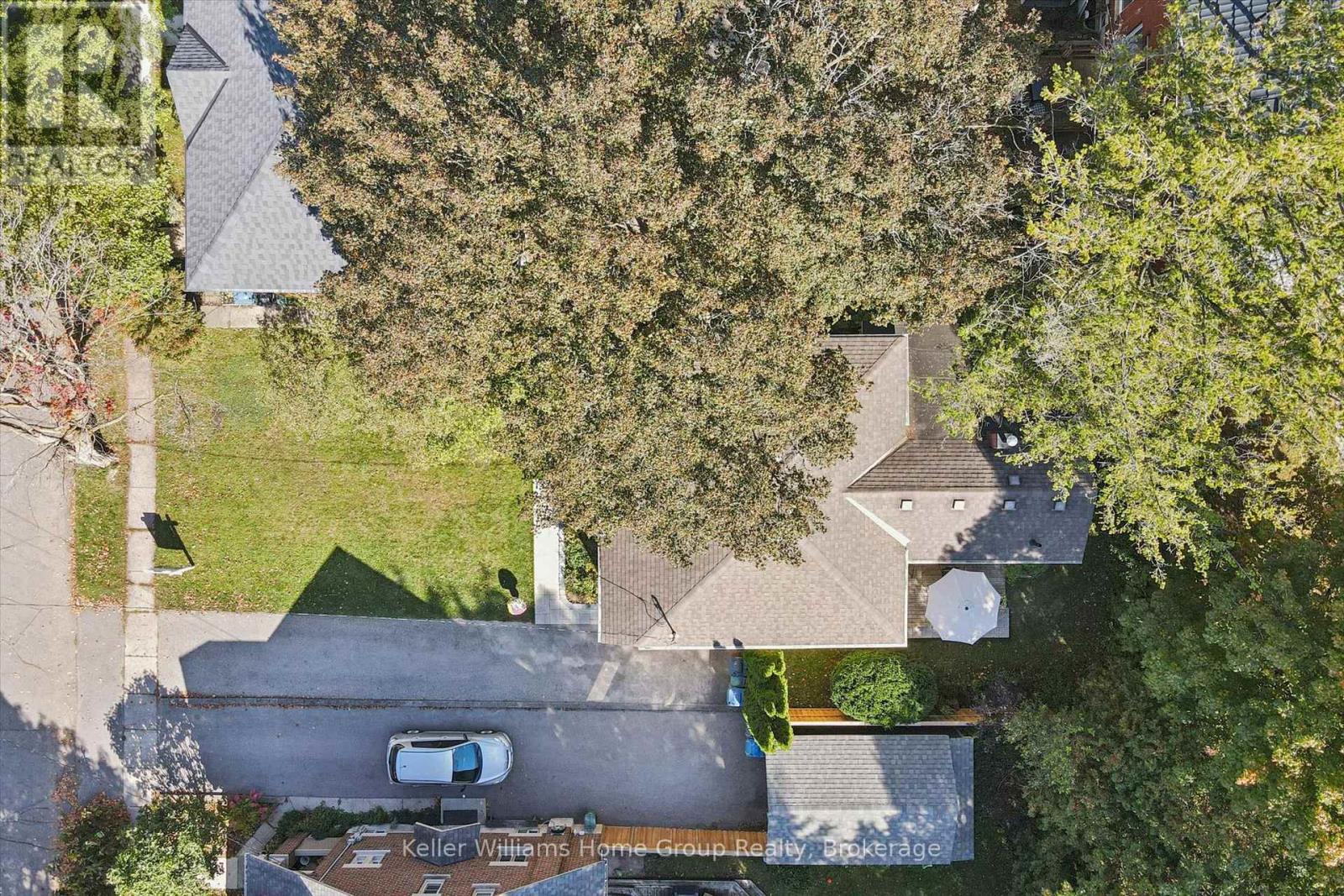 18 Aberdeen Street Property Photo 42