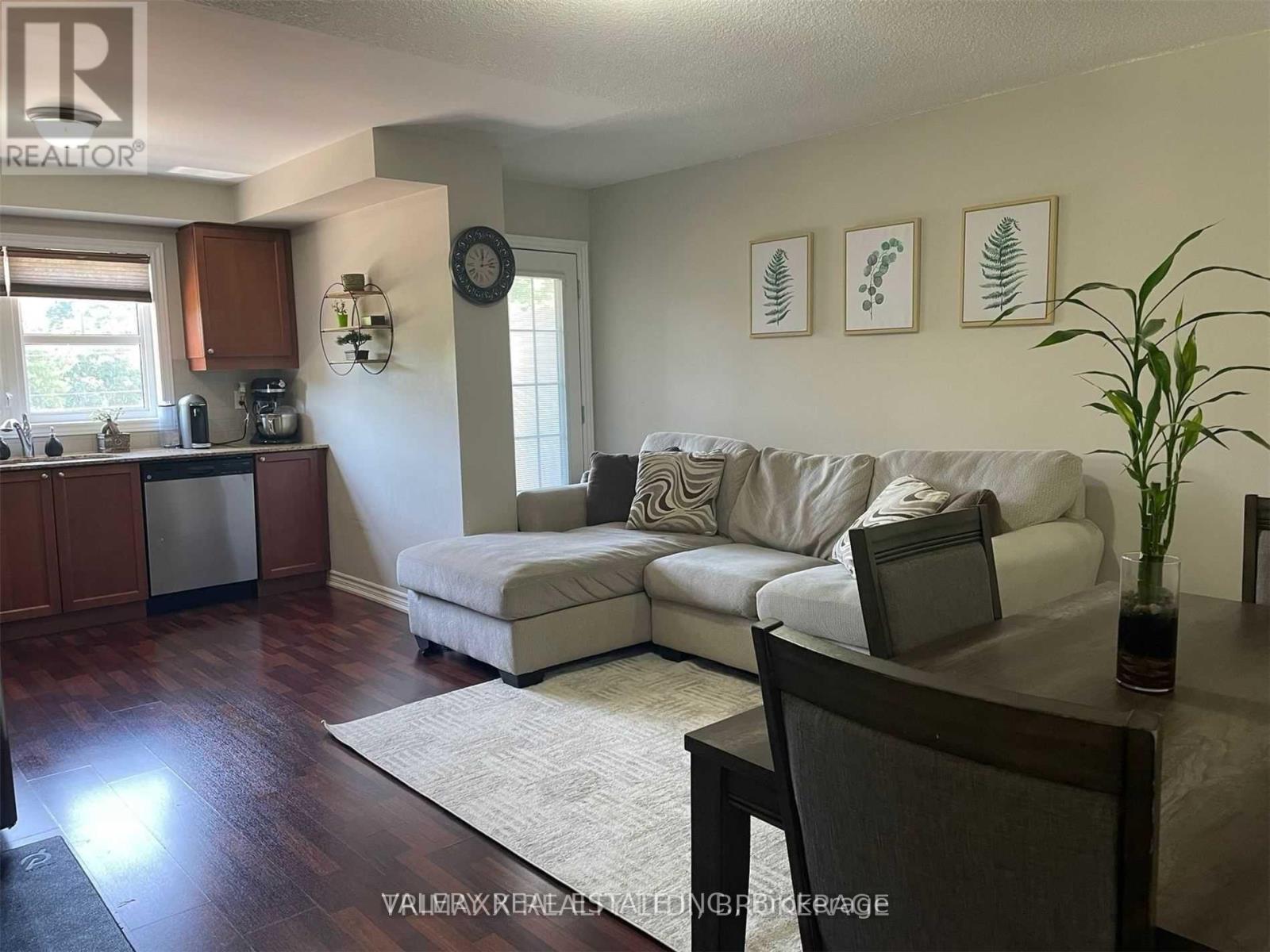 4 - 701 Homer Watson Boulevard Property Photo 2