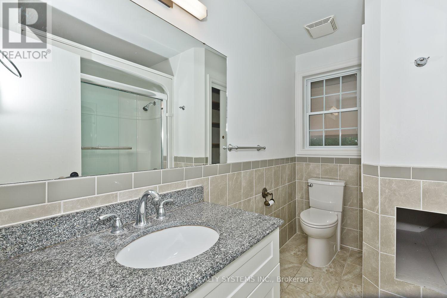 Main - 33 Crescentwood Drive Property Photo 16