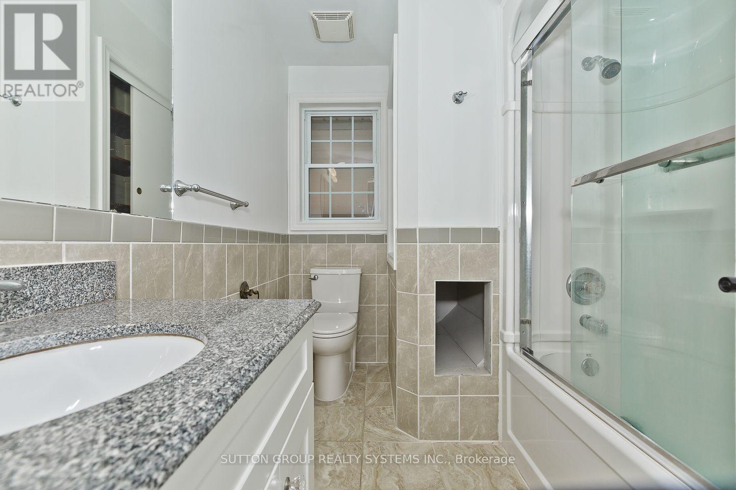 Main - 33 Crescentwood Drive Property Photo 17