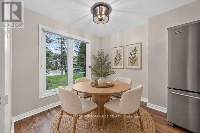 30 Viewpointe Private Property Photo 16
