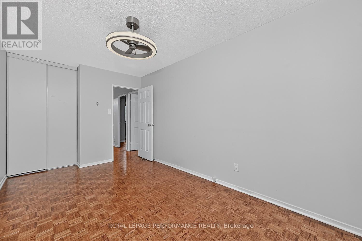 30 Viewpointe Private Property Photo 23