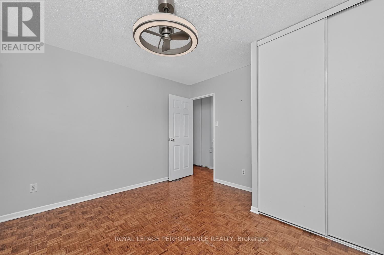 30 Viewpointe Private Property Photo 26