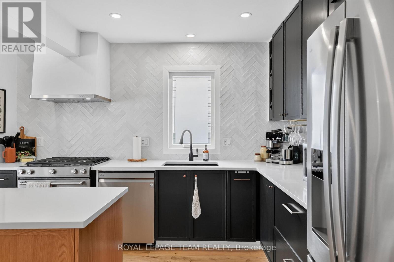 8 Oriska Way Property Photo 18