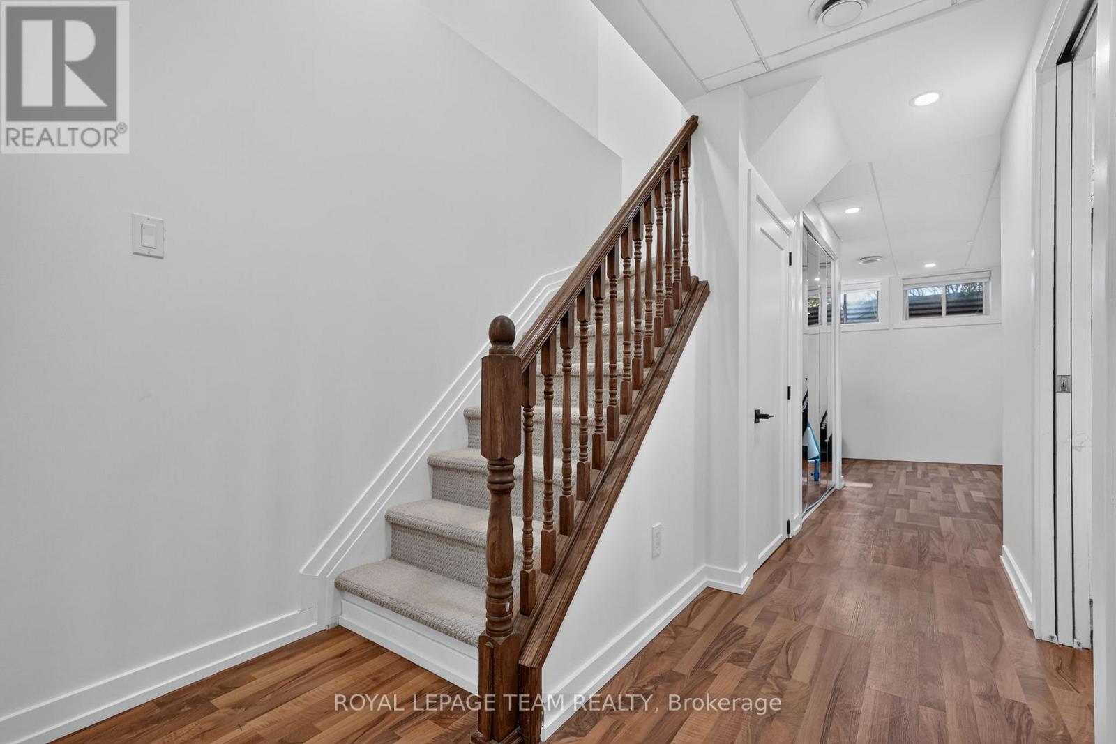 8 Oriska Way Property Photo 37