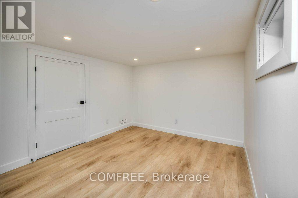 2 Esson Street Property Photo 9