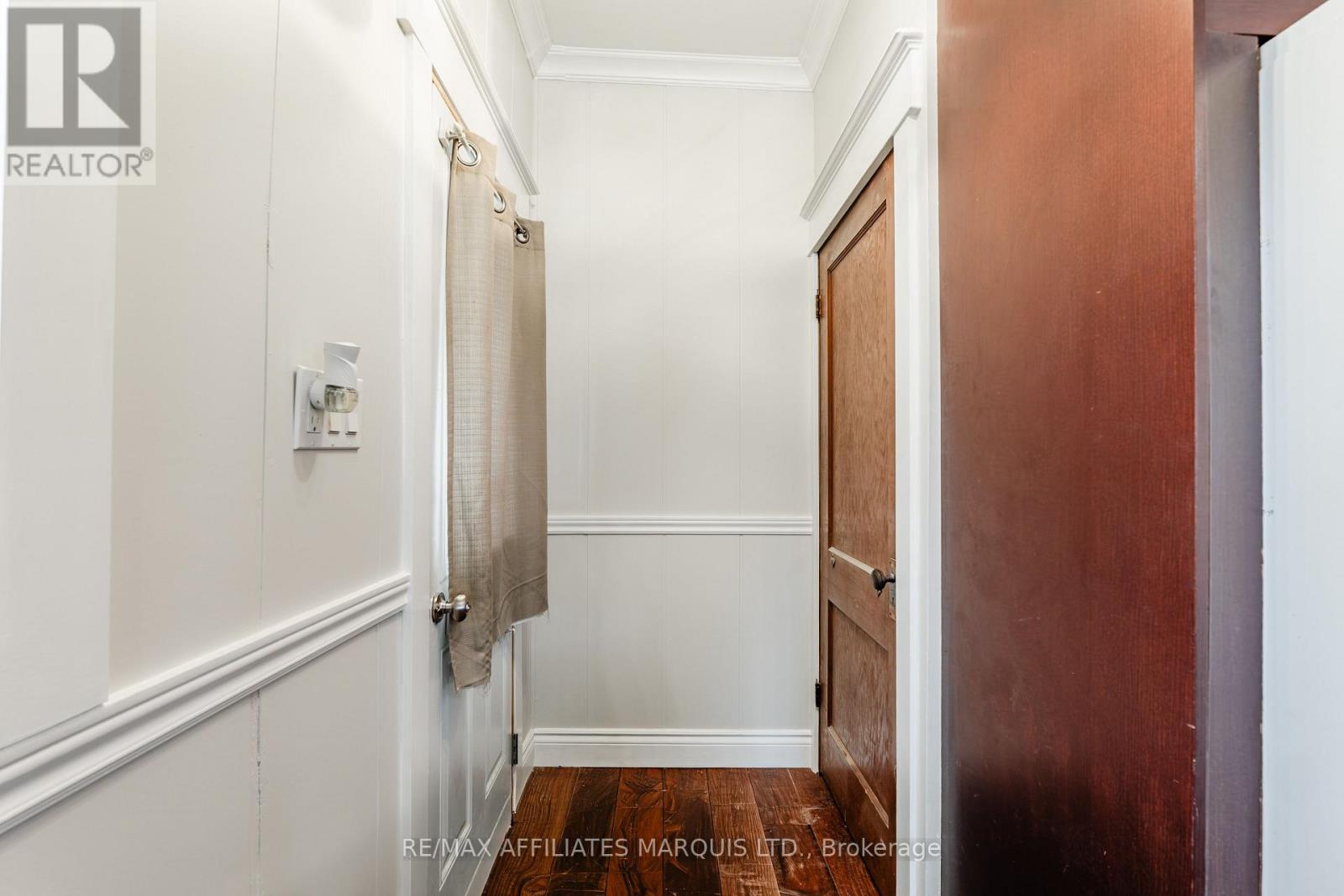 8 Mechanic Street W Property Photo 16