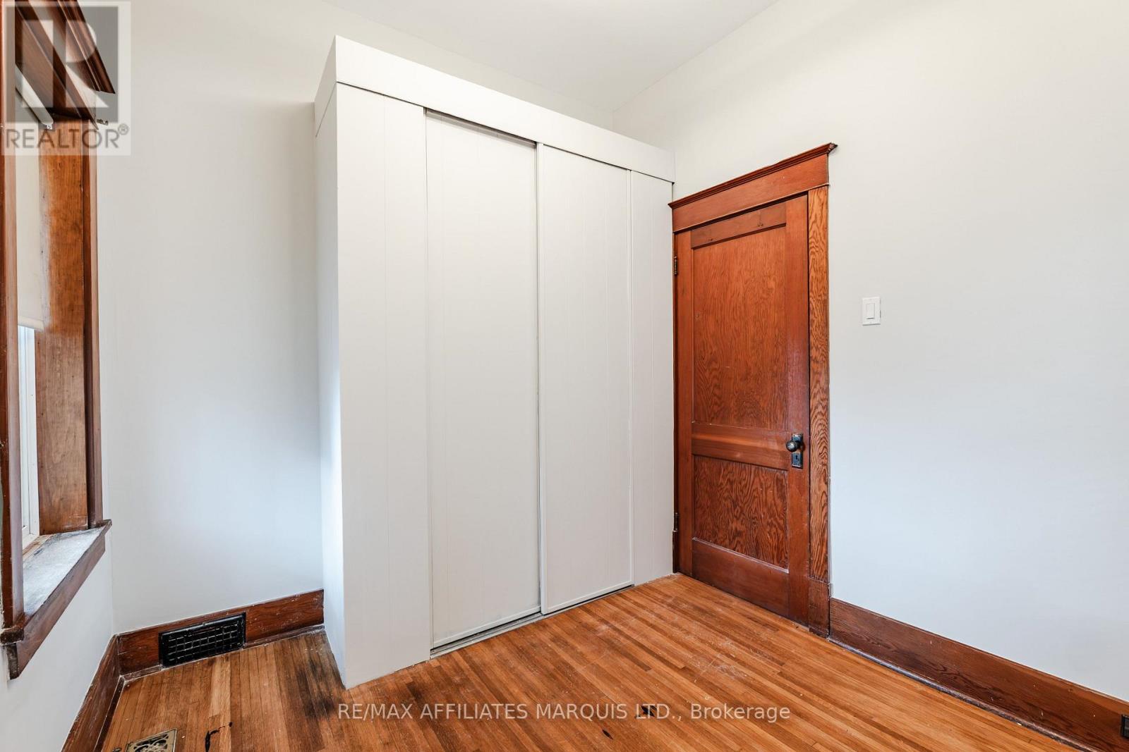 8 Mechanic Street W Property Photo 24