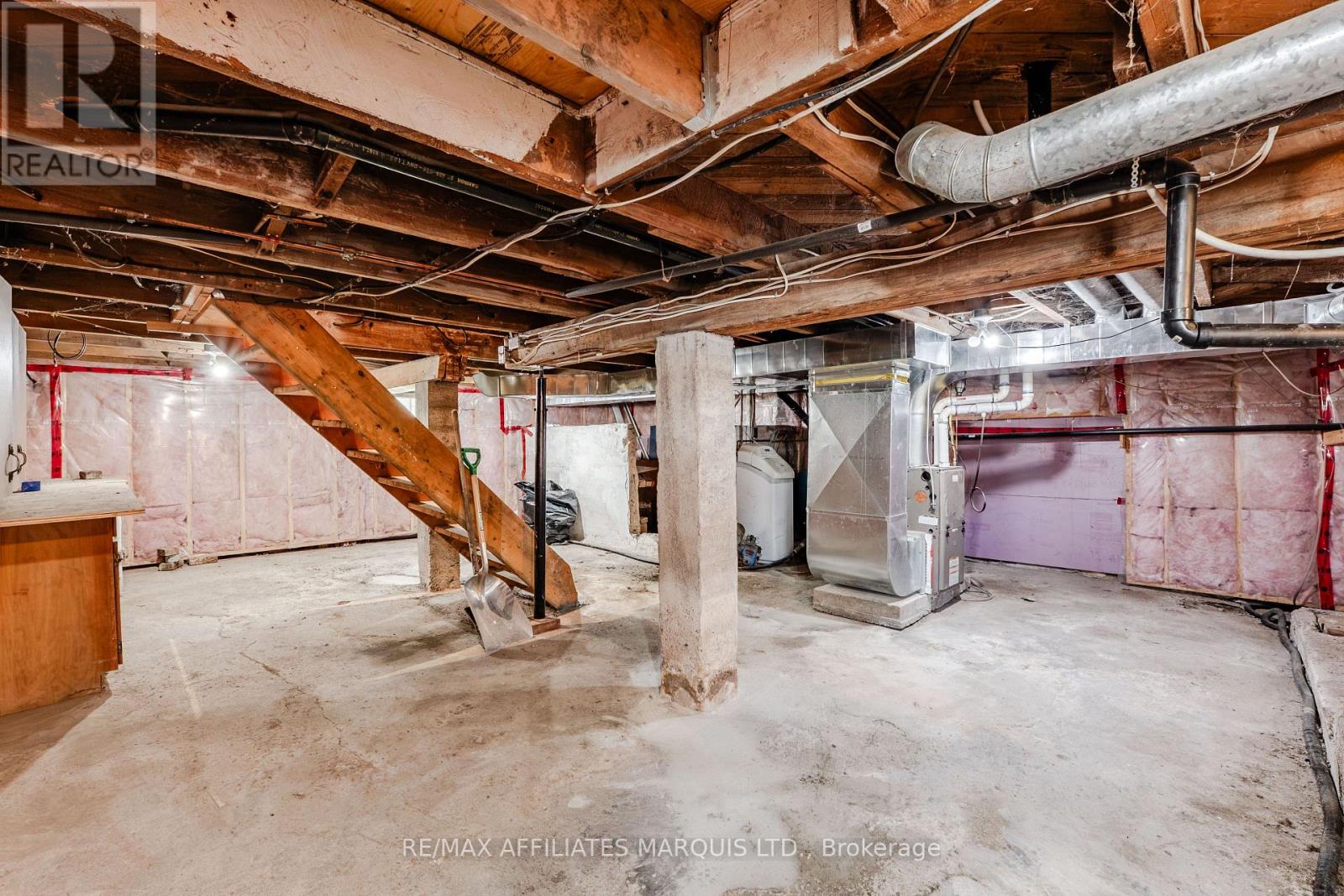 8 Mechanic Street W Property Photo 33