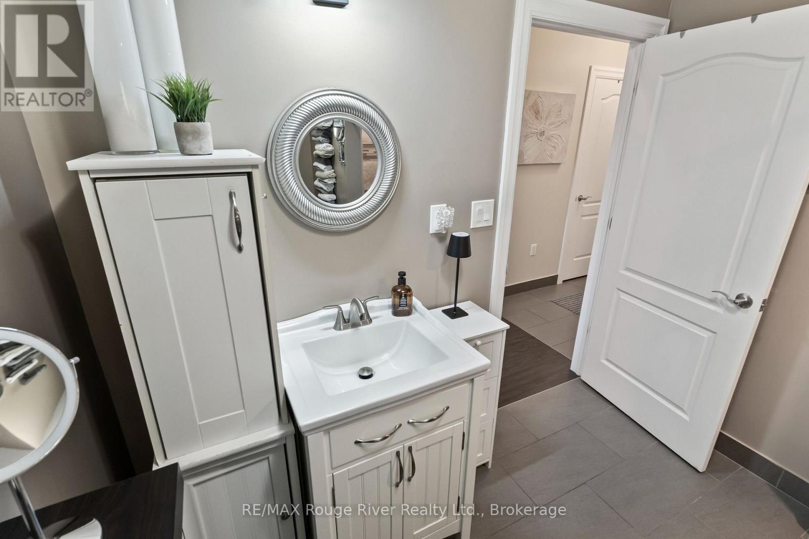 472 Canal Road Property Photo 25