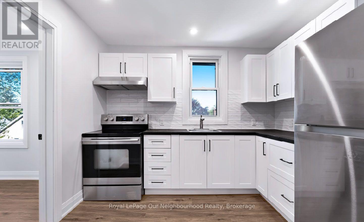 Unit 2 - 5749 Summer Street Property Photo 2