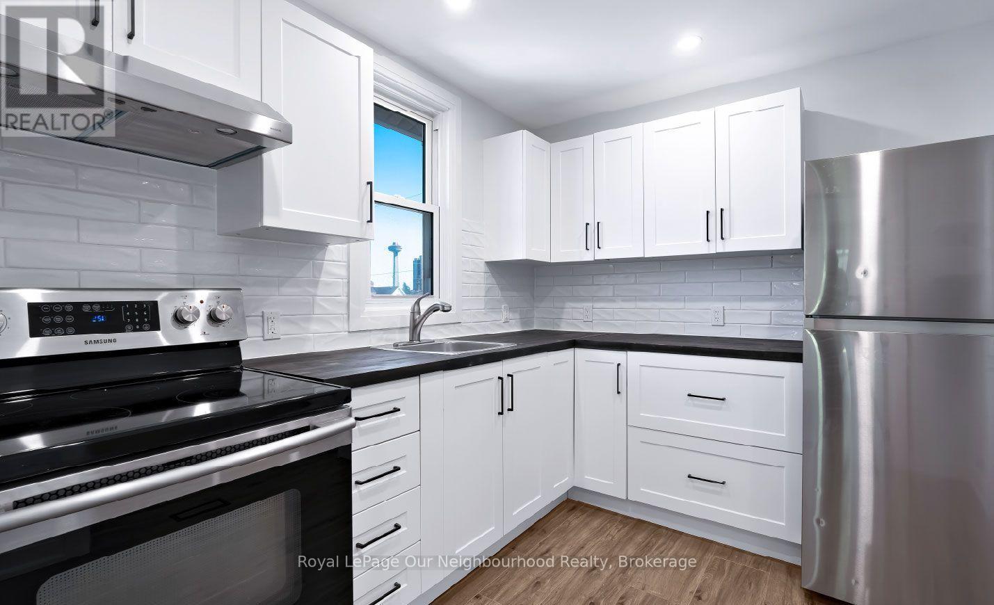 Unit 2 - 5749 Summer Street Property Photo 3