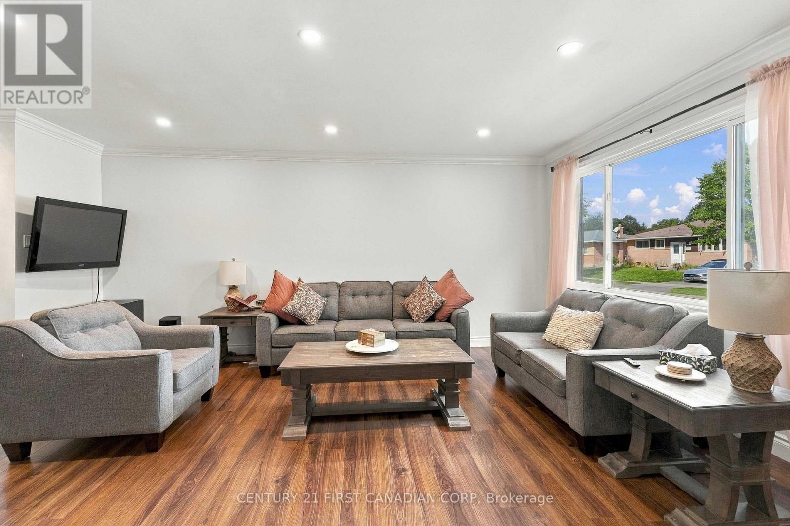 17 Archer Crescent Property Photo 8