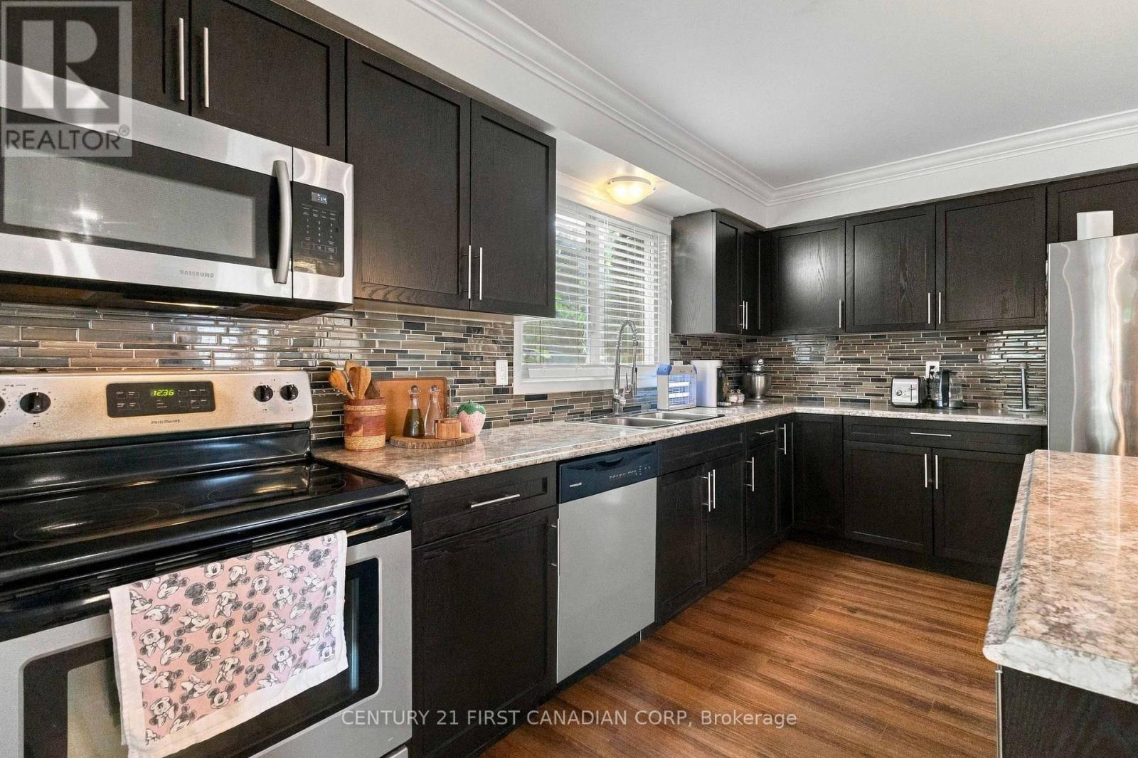 17 Archer Crescent Property Photo 16