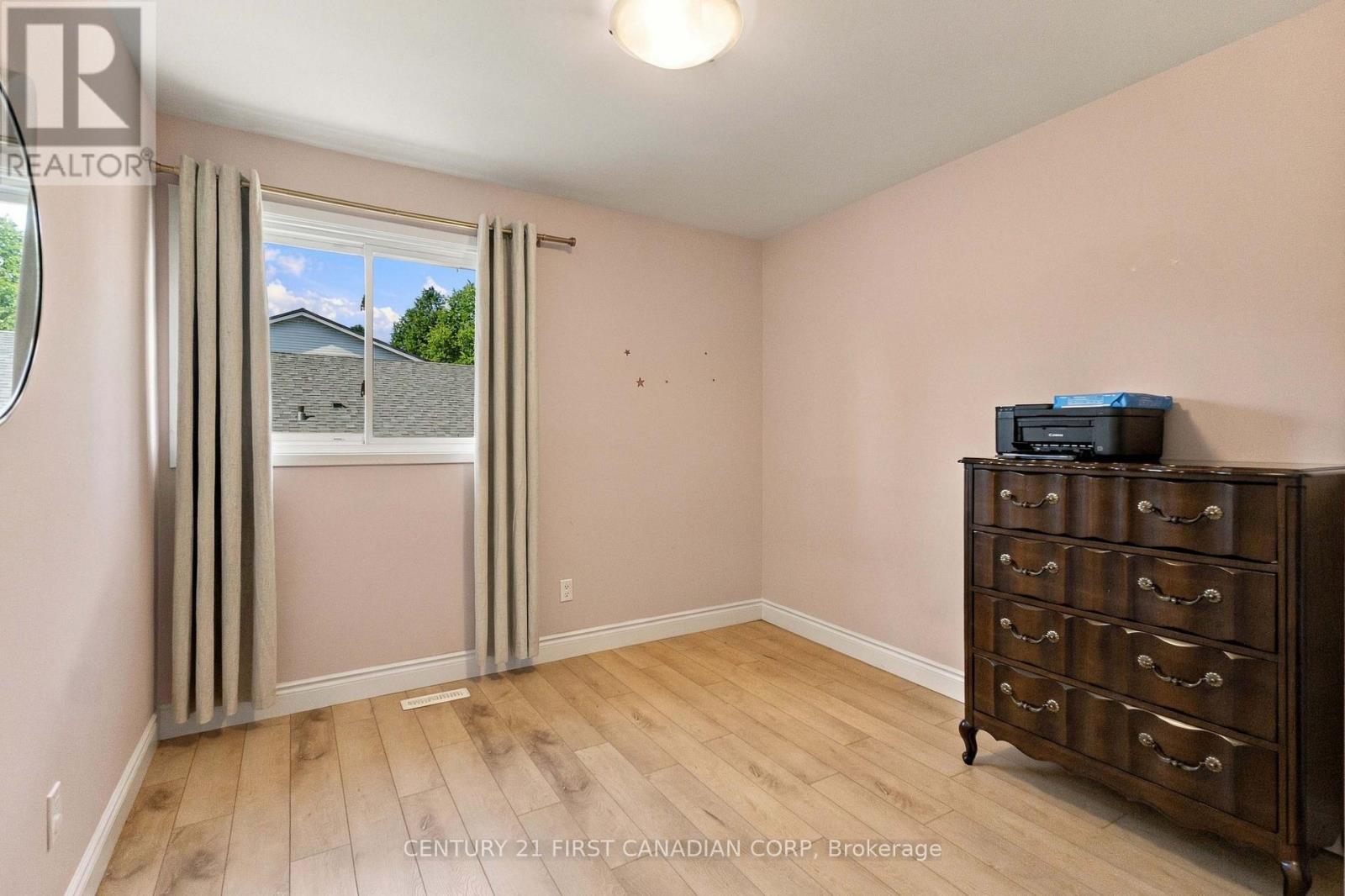 17 Archer Crescent Property Photo 22