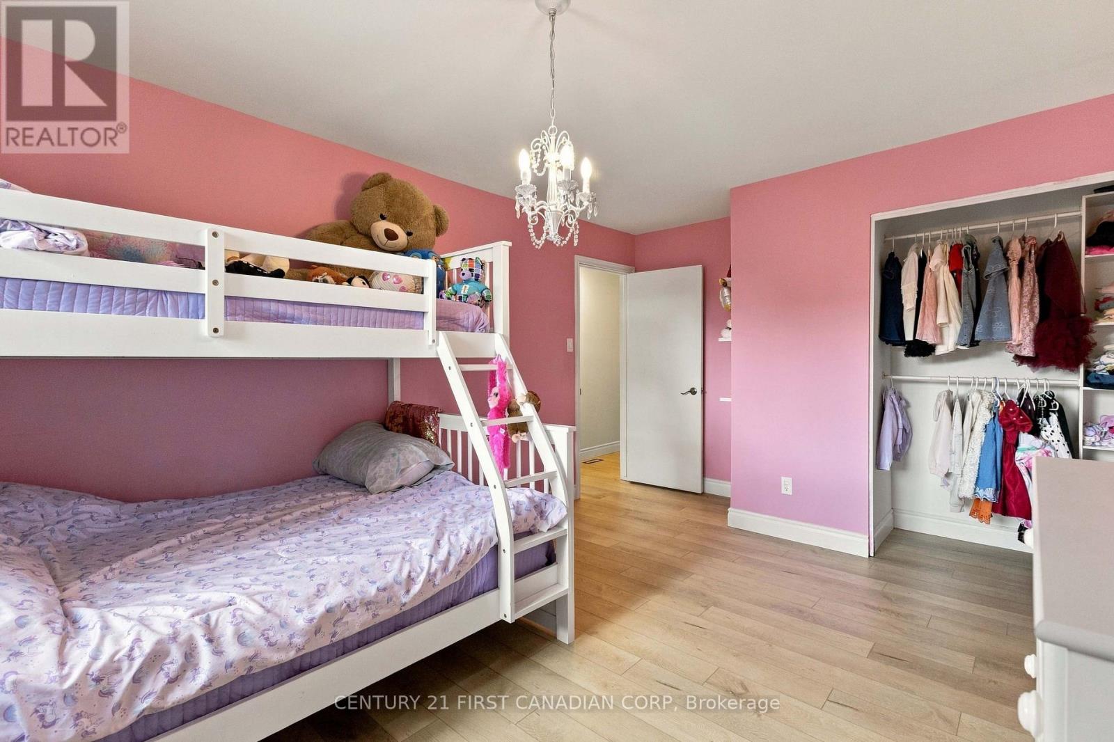 17 Archer Crescent Property Photo 24