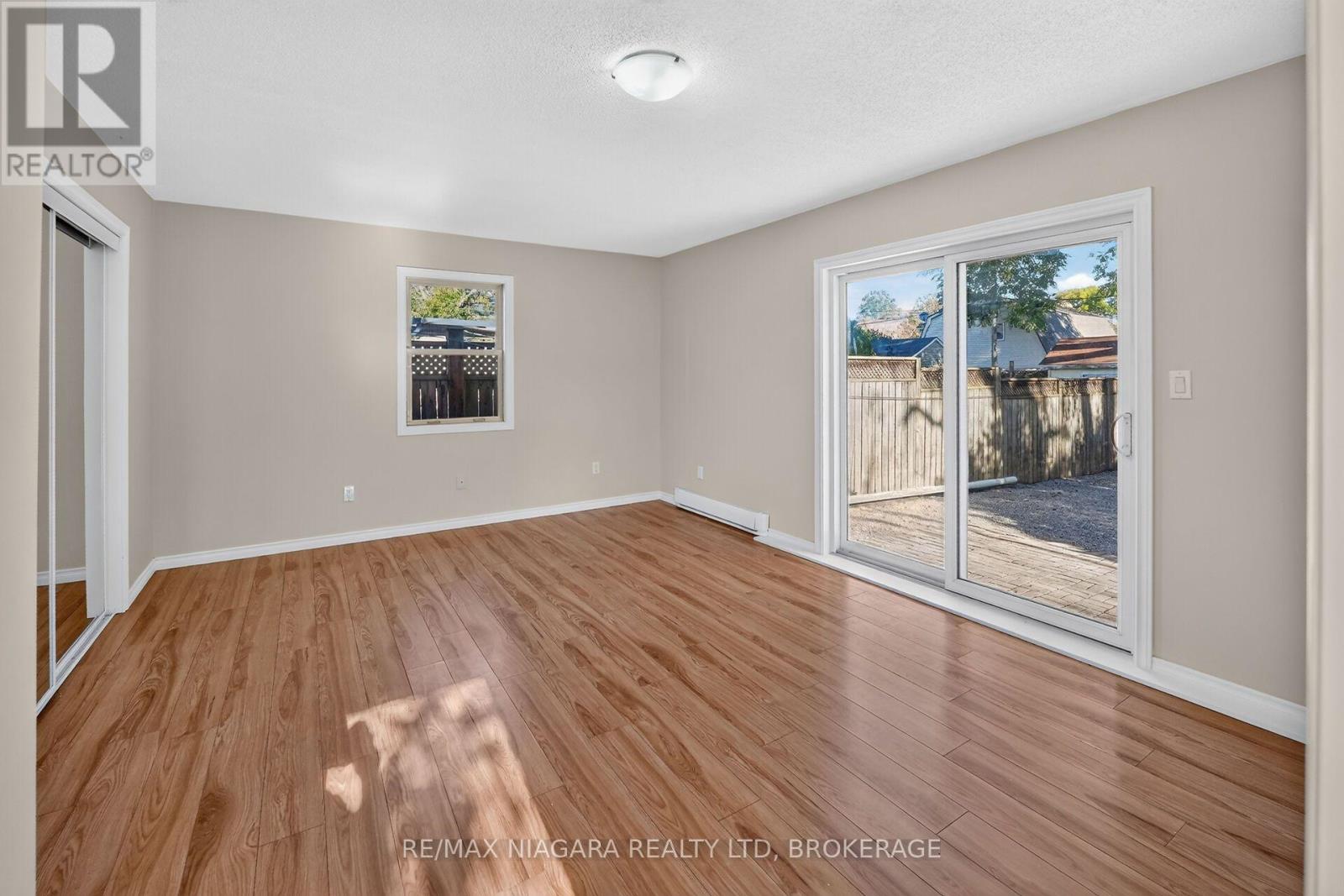 15 Adelaide Street Property Photo 15