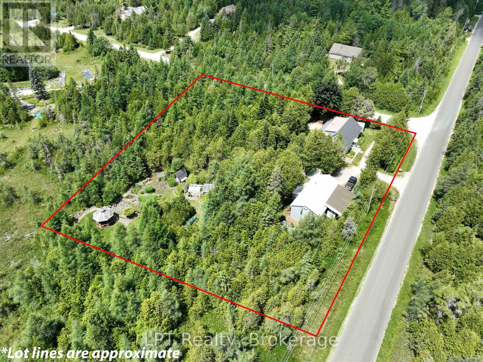 668 Pike Bay Road Property Photo 3