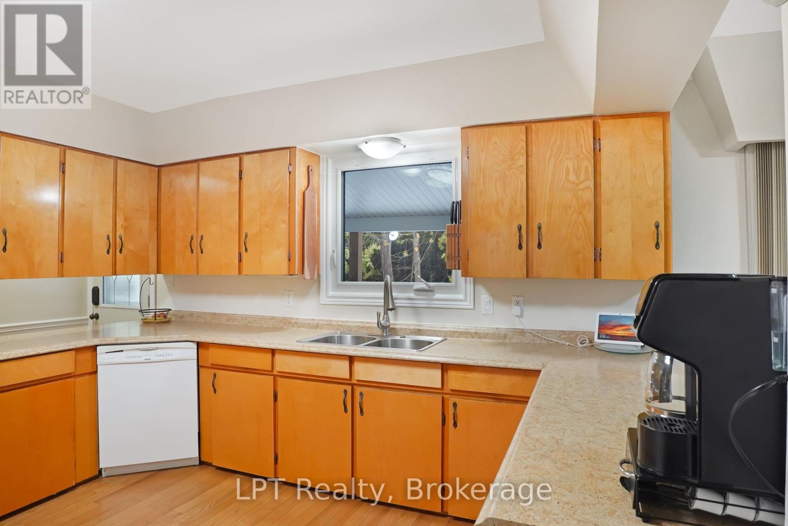 668 Pike Bay Road Property Photo 17