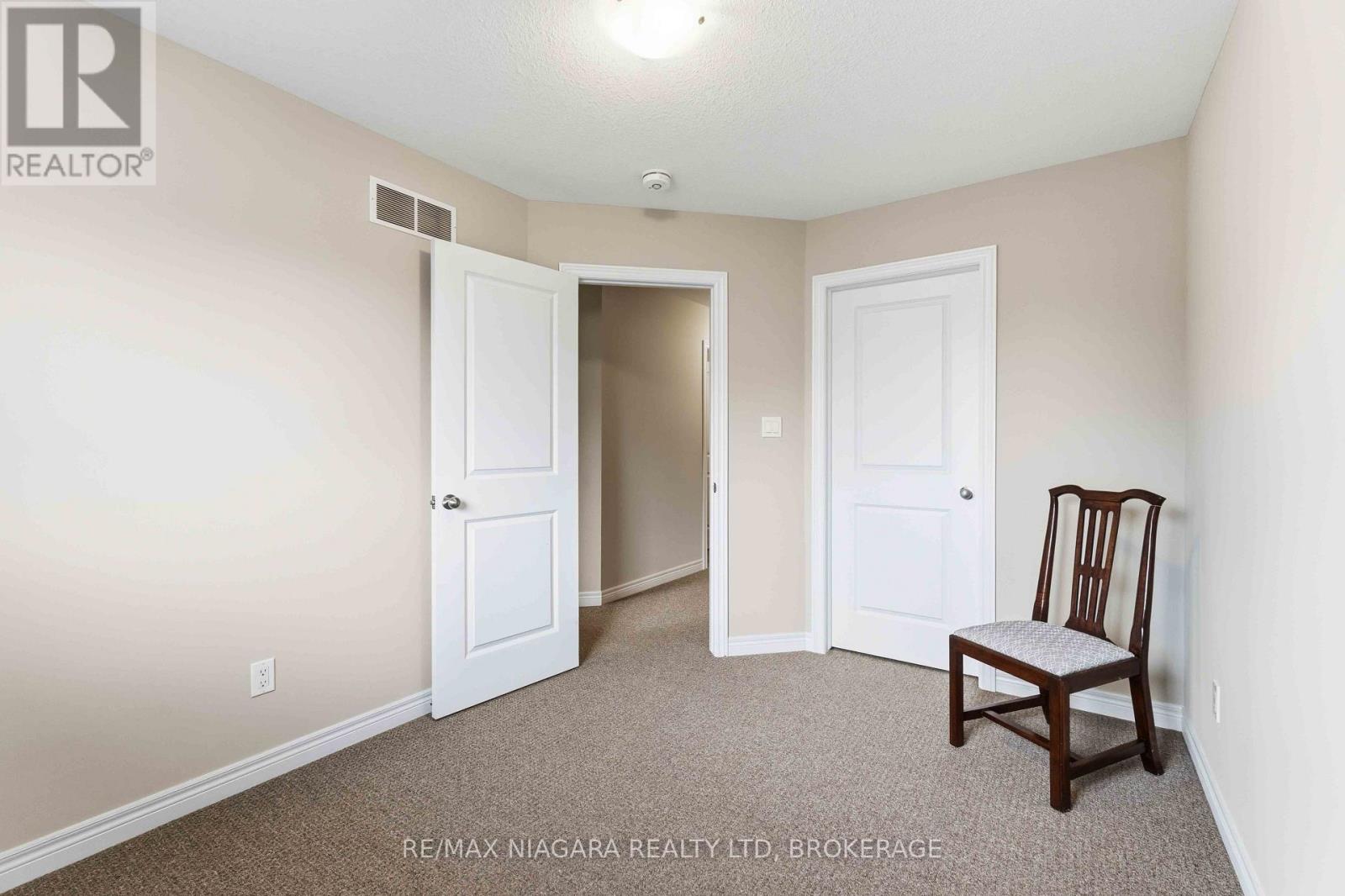 23b Bloomfield Avenue Property Photo 28