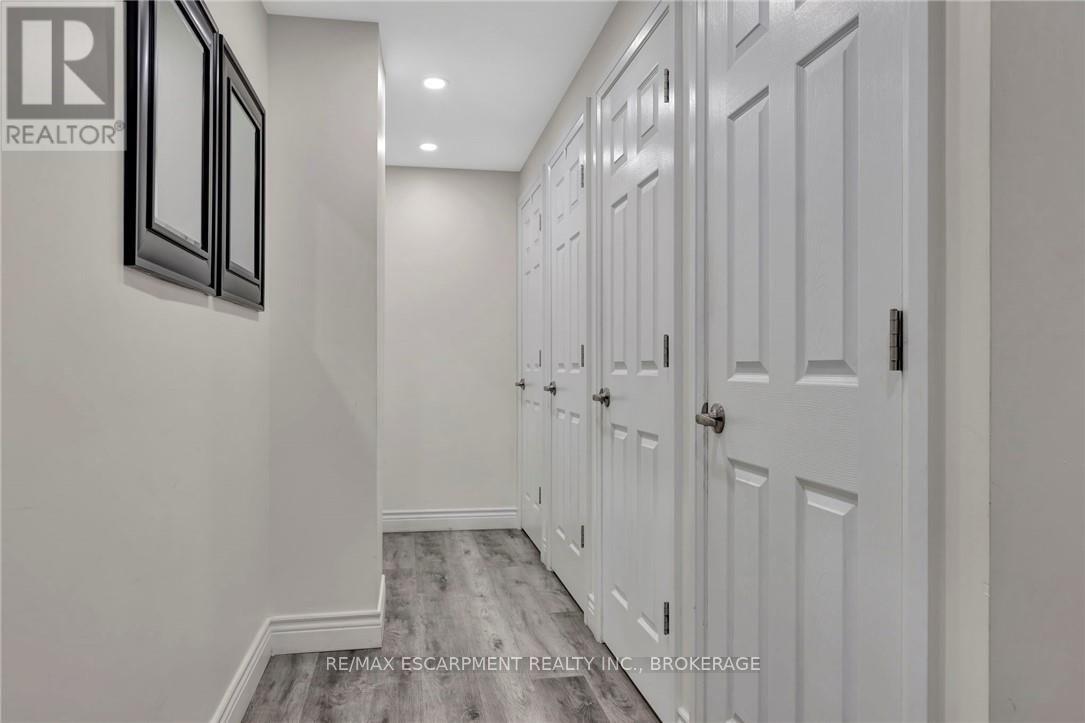 380 King Street E Property Photo 14
