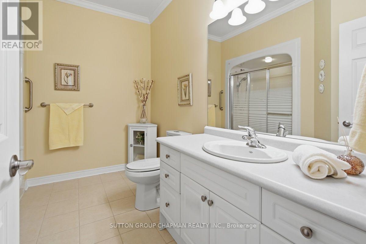 15 - 455 Hyde Park Road Property Photo 32