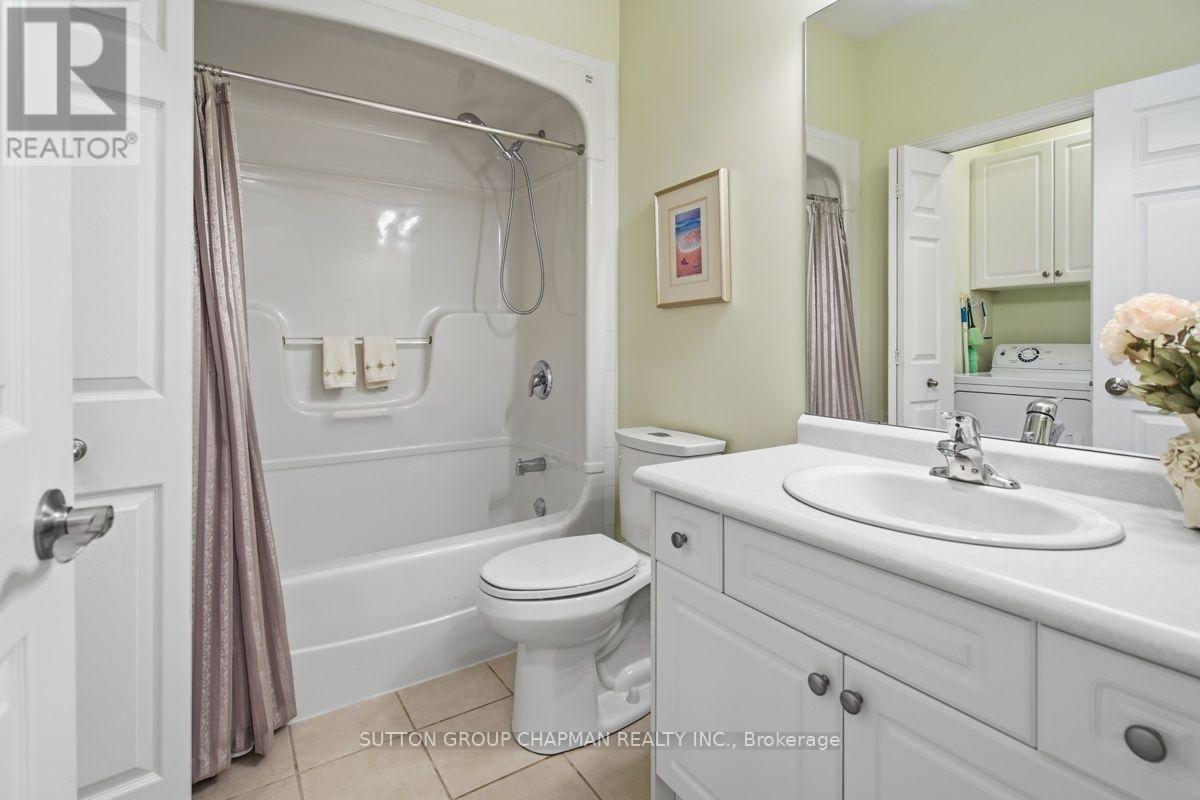 15 - 455 Hyde Park Road Property Photo 33