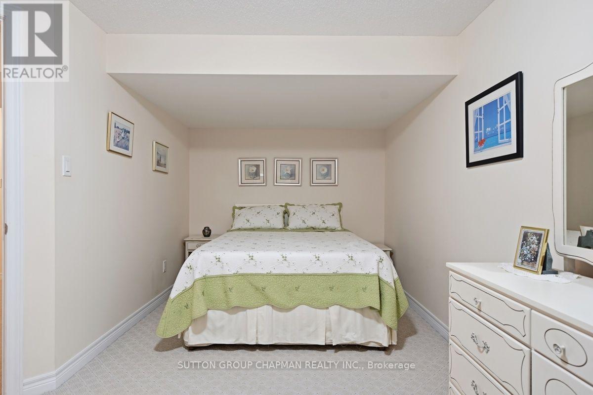 15 - 455 Hyde Park Road Property Photo 43