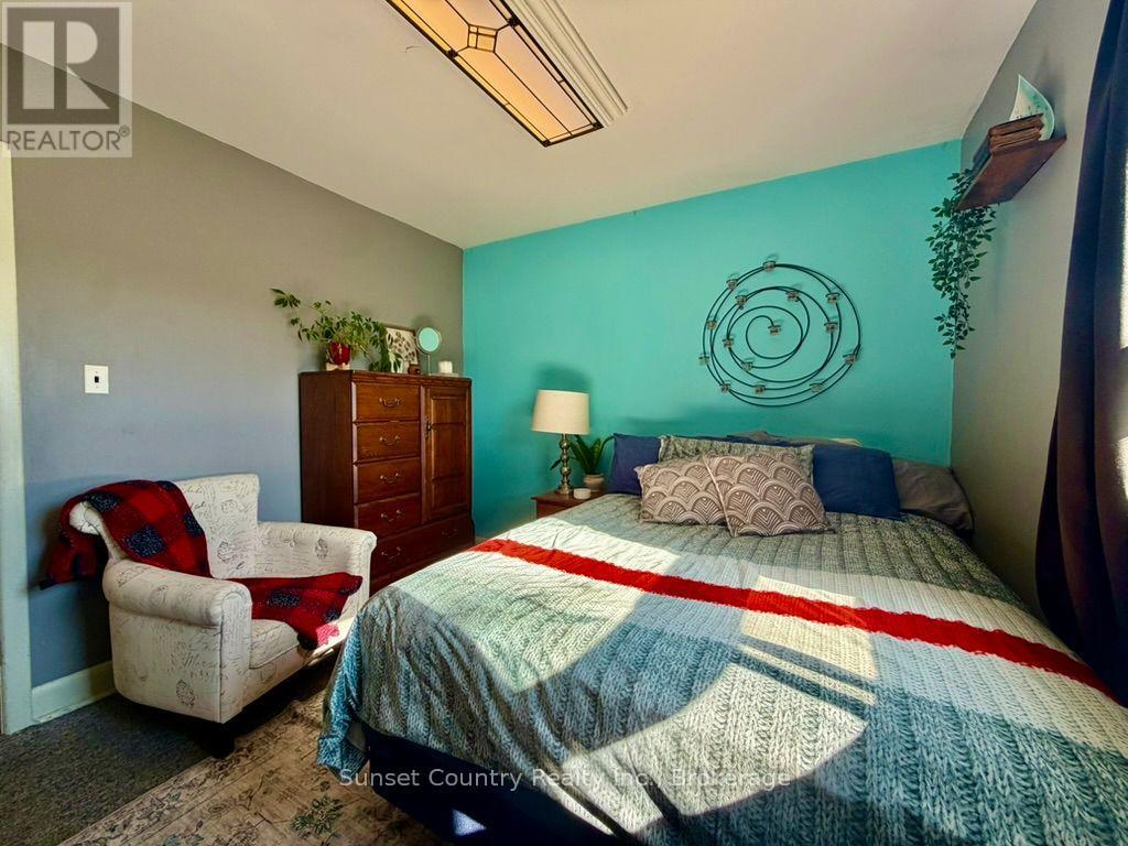 169 Florence Street Property Photo 10