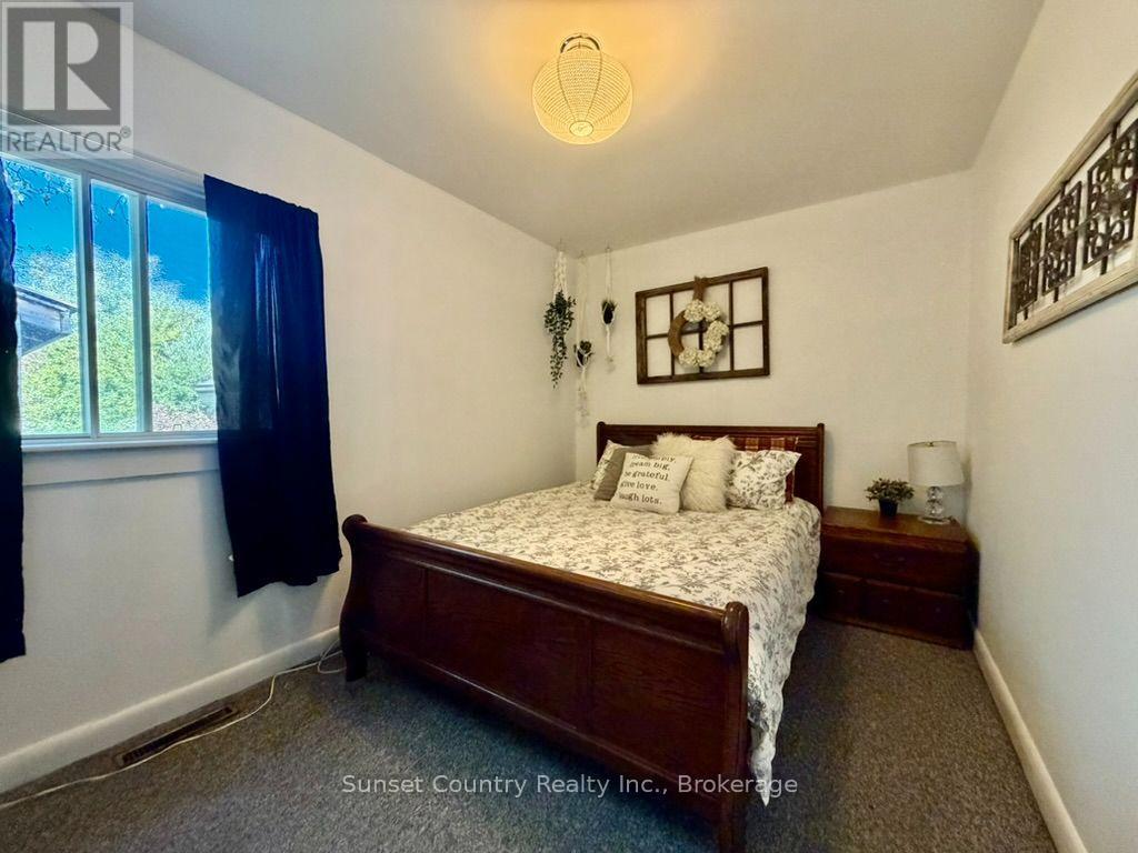 169 Florence Street Property Photo 11