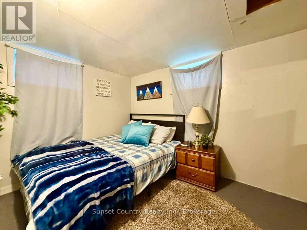 169 Florence Street Property Photo 17