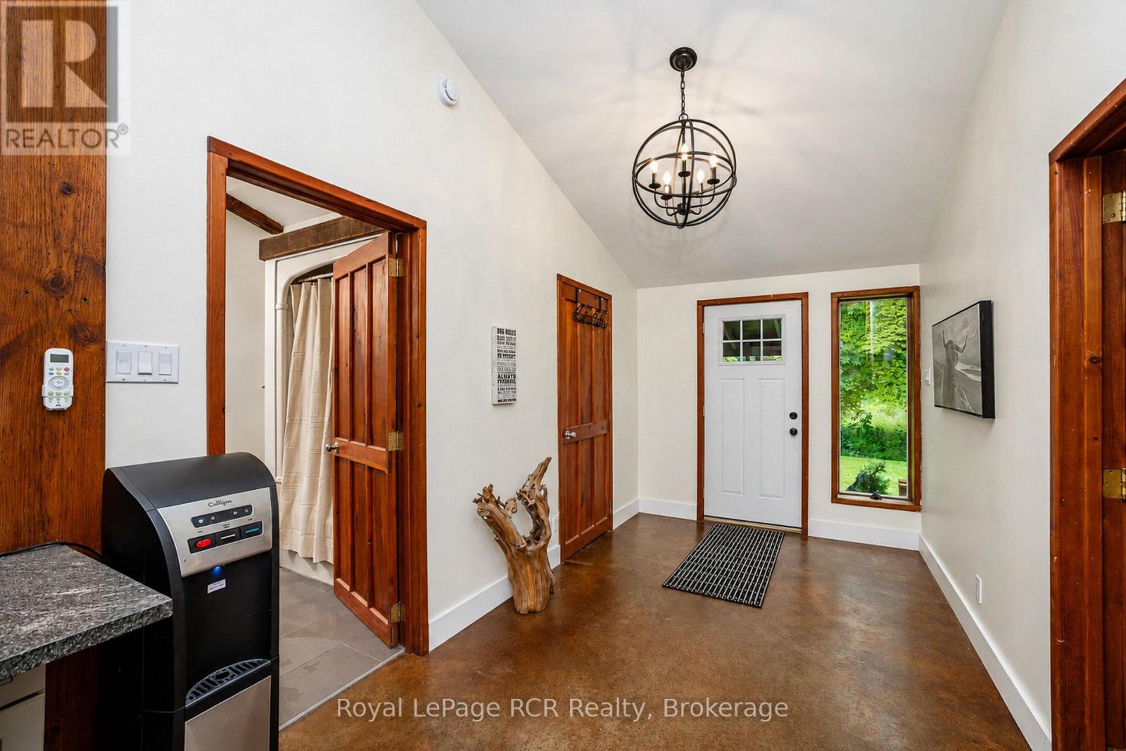 585216 Sideroad 10a Property Photo 5