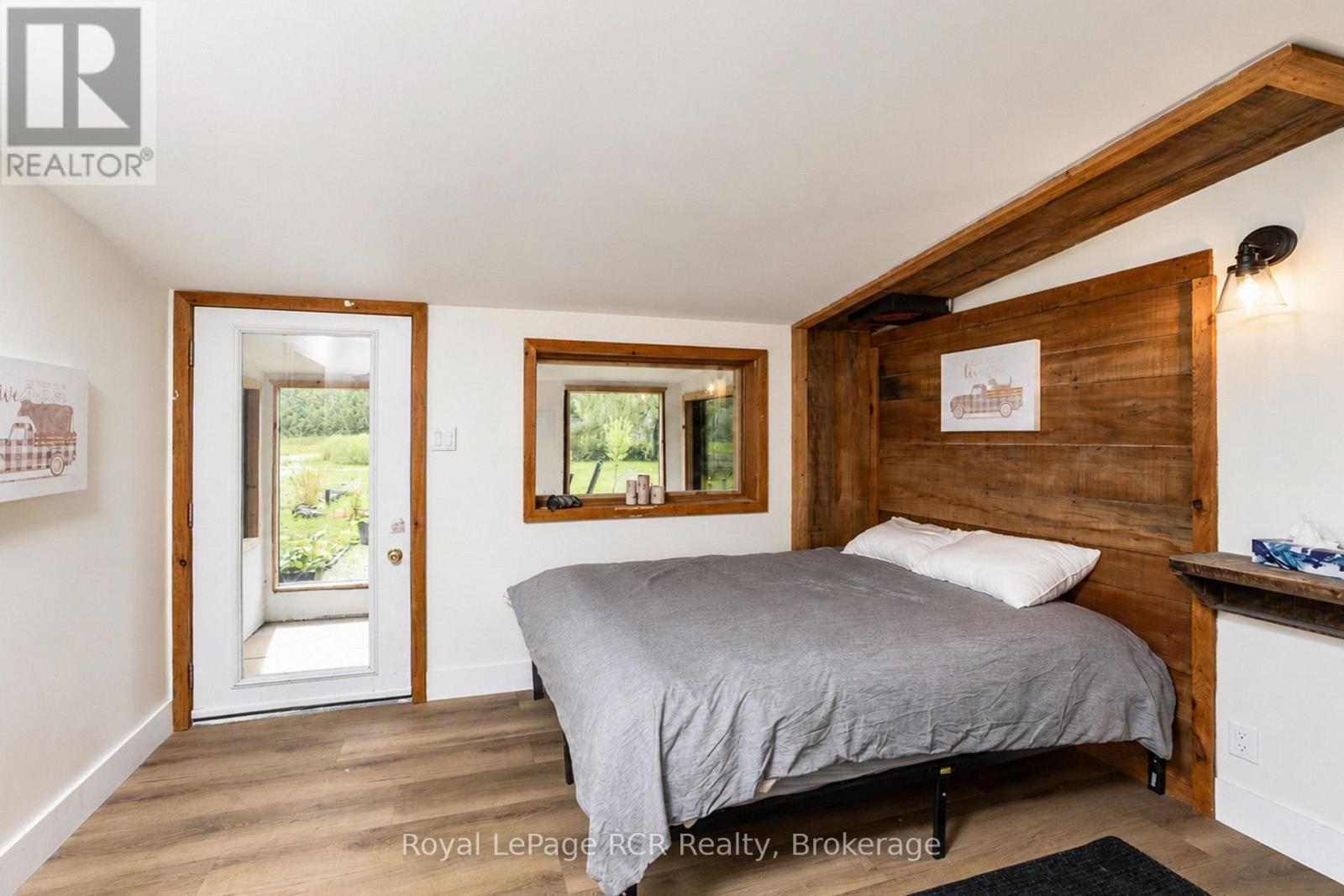 585216 Sideroad 10a Property Photo 14
