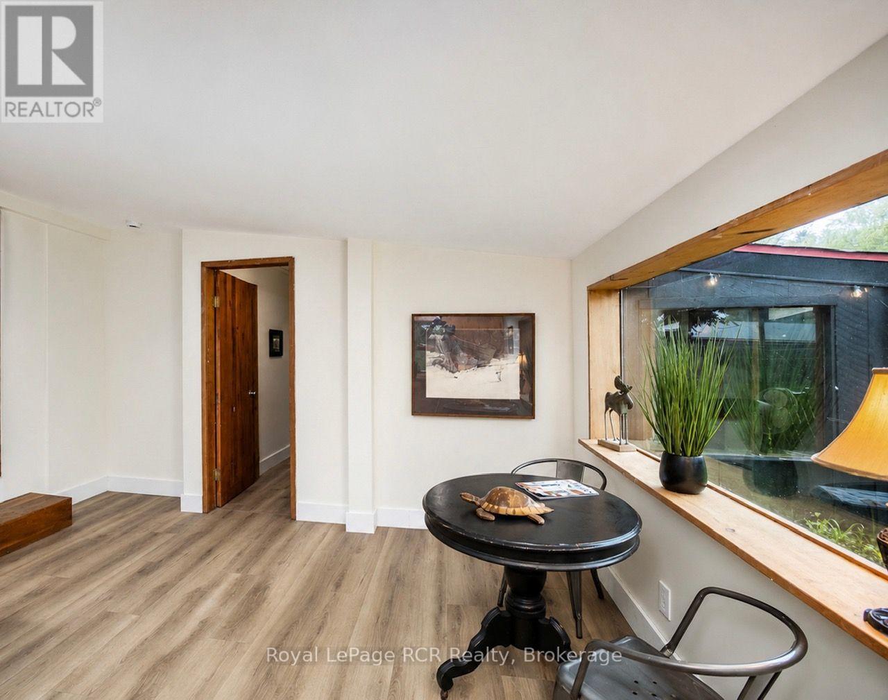 585216 Sideroad 10a Property Photo 18