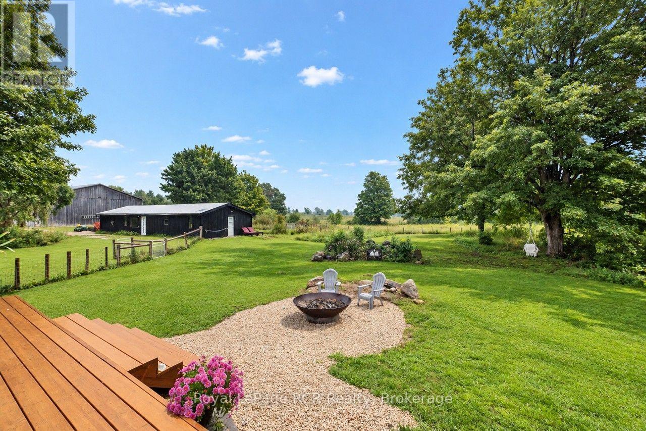 585216 Sideroad 10a Property Photo 26