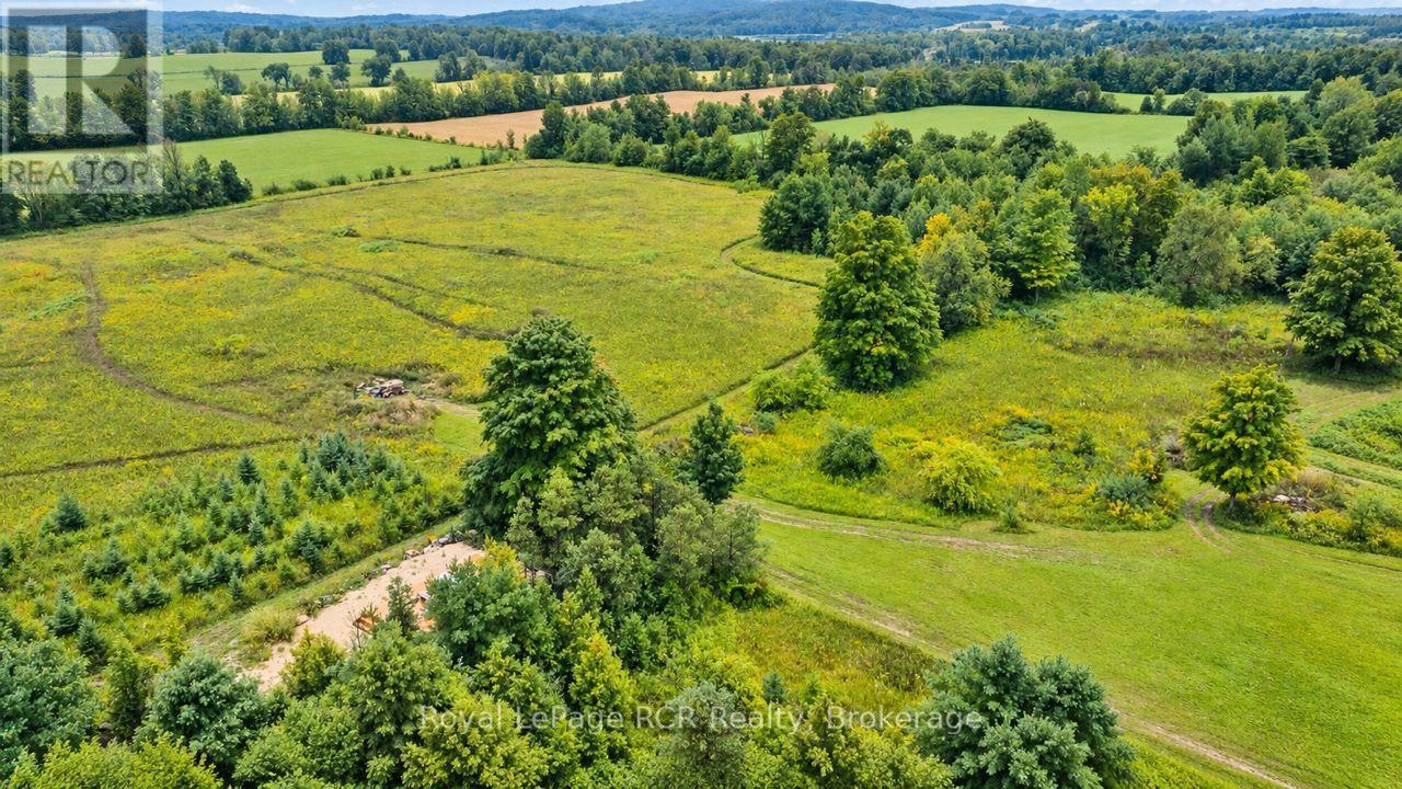 585216 Sideroad 10a Property Photo 42