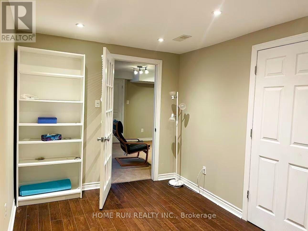 245 Badgeley Avenue Property Photo 20
