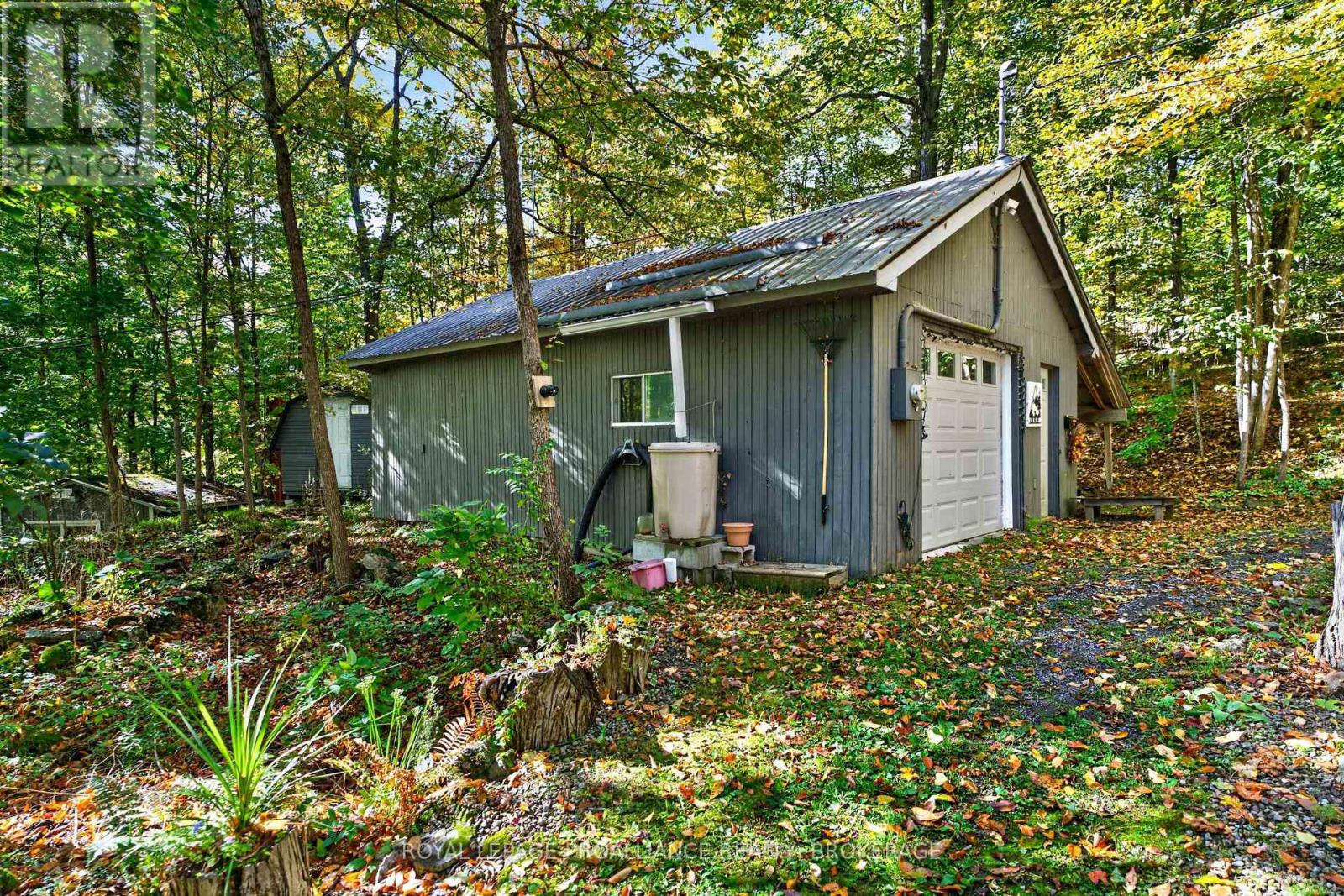 1124 Sawmill Lane Property Photo 7