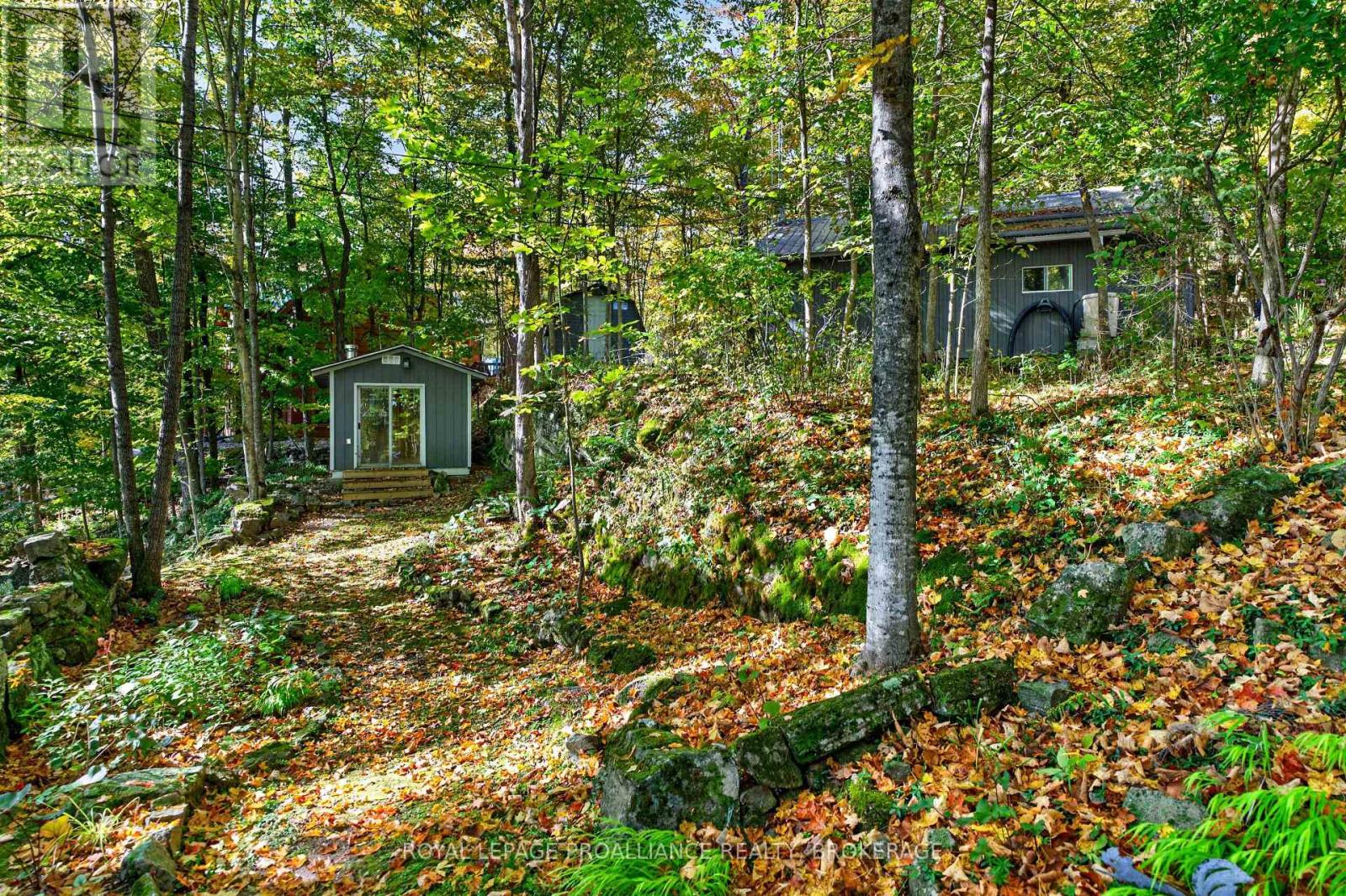 1124 Sawmill Lane Property Photo 11
