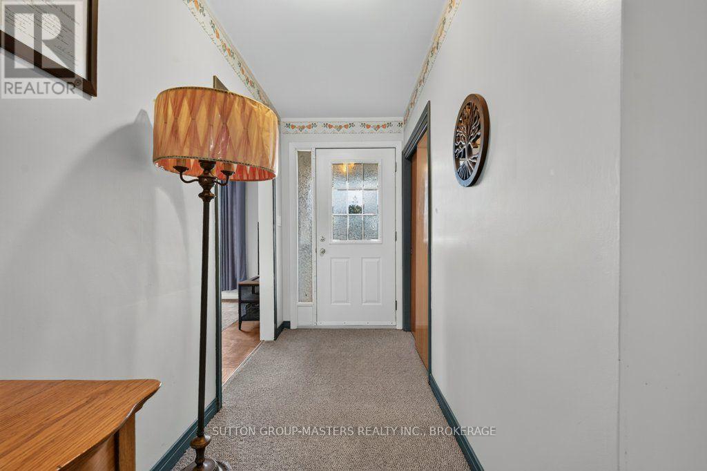 14 Quinte Avenue Property Photo 4