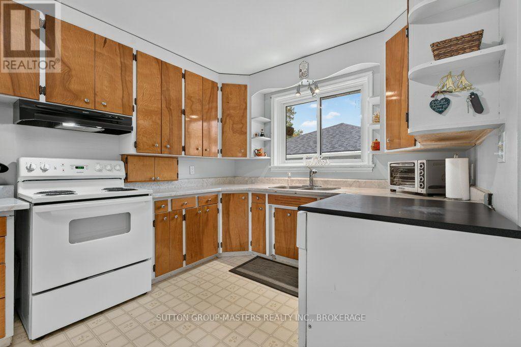 14 Quinte Avenue Property Photo 10